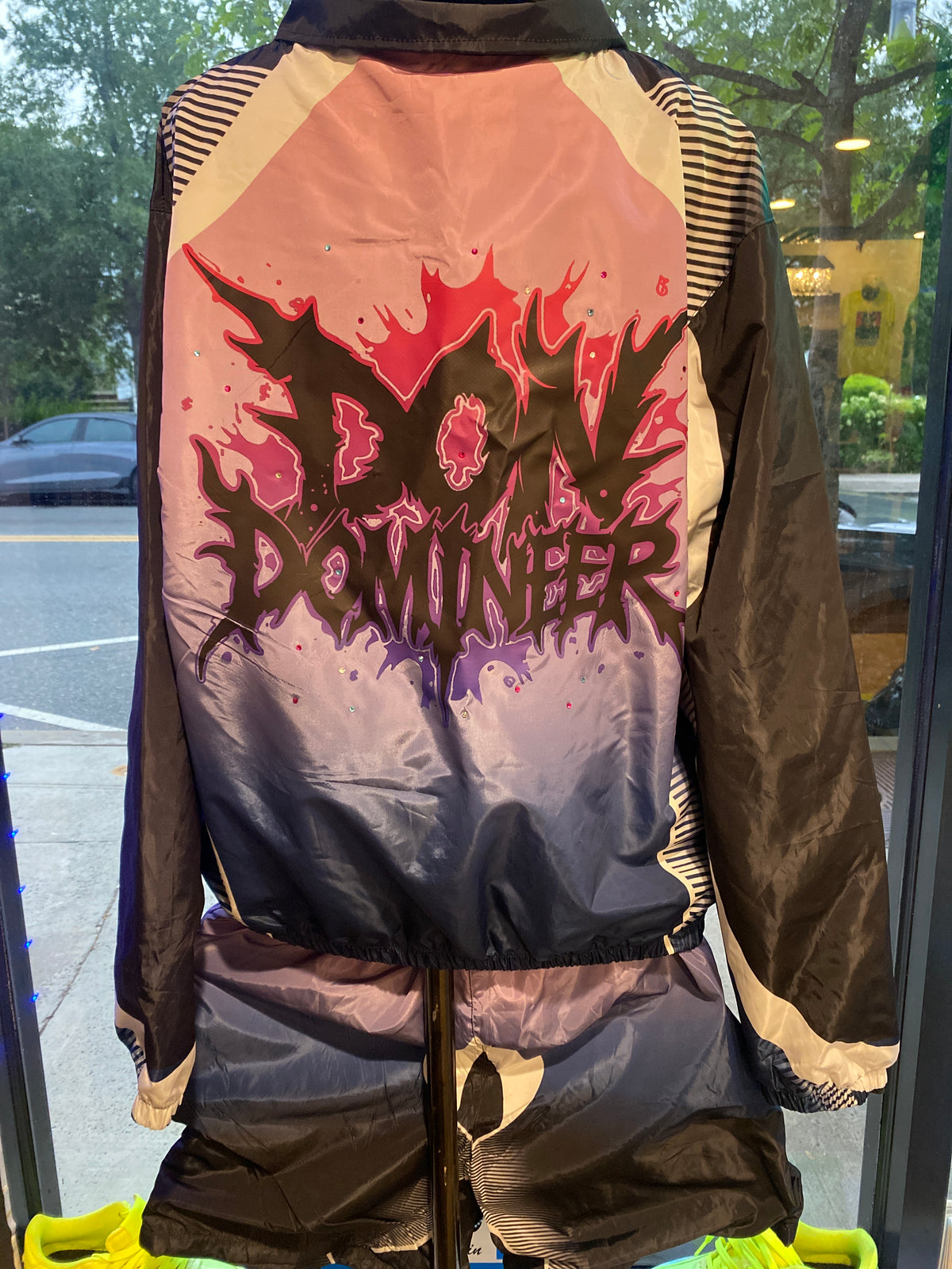 Don domineer short set