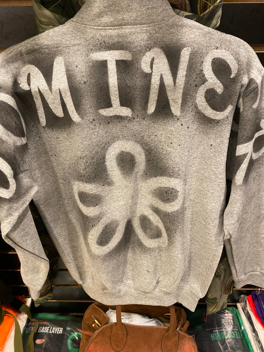 Don domineer sweat shirt